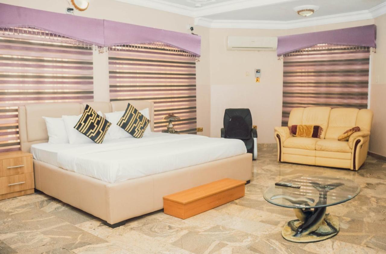 J'S Place Abuja Extérieur photo