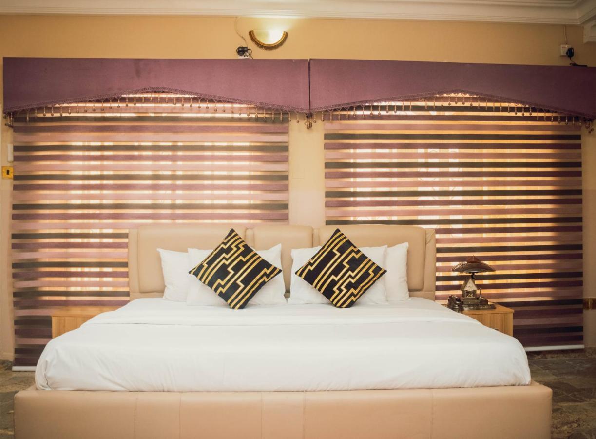 J'S Place Abuja Extérieur photo